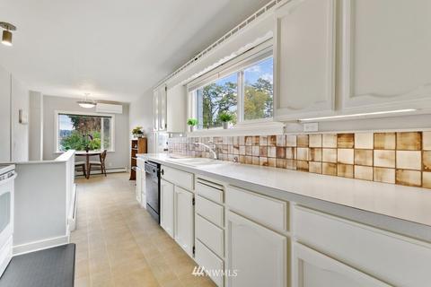 16294 39th Ave NE, Lake Forest Park, WA 98155 photo 6