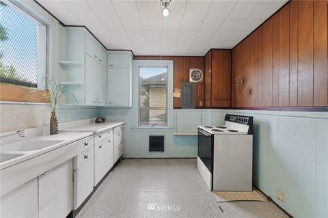 1808 E Cherry St, Seattle, WA 98122 photo 10