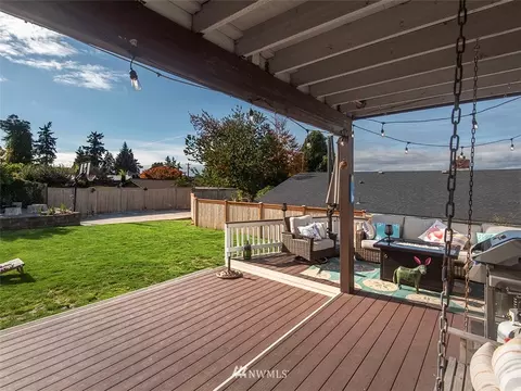 922 Pine St, Edmonds, WA 98020 photo 37