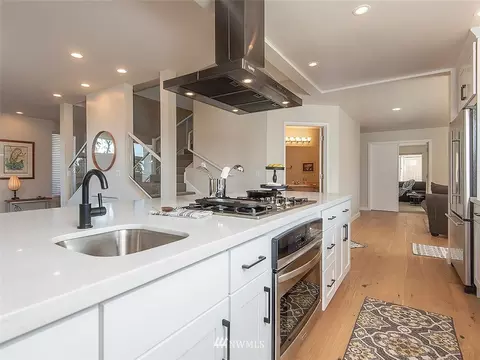 922 Pine St, Edmonds, WA 98020 photo 15