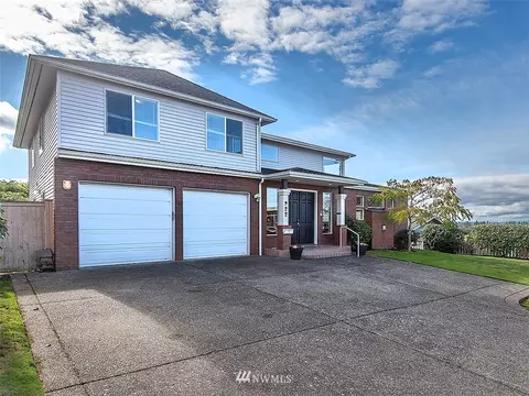 922 Pine St, Edmonds, WA 98020 photo 2