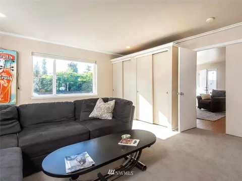 922 Pine St, Edmonds, WA 98020 photo 17