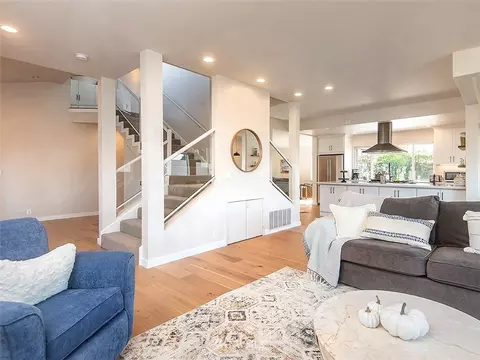 922 Pine St, Edmonds, WA 98020 photo 8