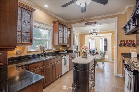 1717 Oakes Ave, Everett, WA 98201 photo 8