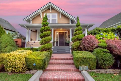 1717 Oakes Ave, Everett, WA 98201 photo 1