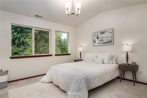 1043 215th Pl SE, Bothell, WA 98021 photo 16