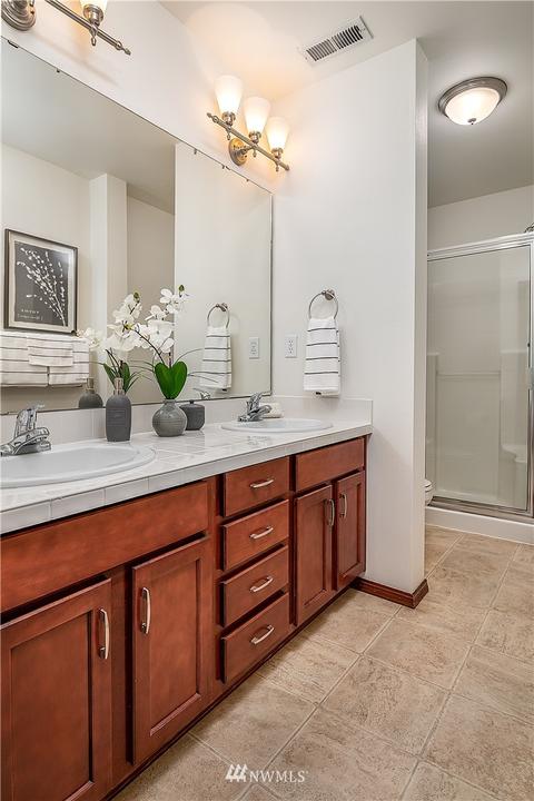 1043 215th Pl SE, Bothell, WA 98021 photo 17