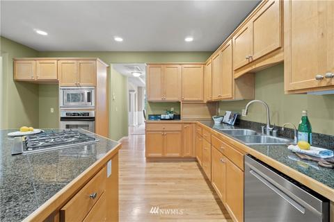 19827 23rd Dr SE, Bothell, WA 98012 photo 17