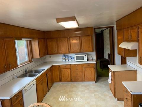 710 Harman Way S, Orting, WA 98360 photo 4
