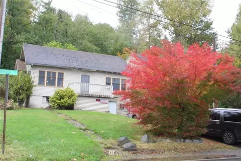 5824 S 2nd Ave, Everett, WA 98208 photo 1