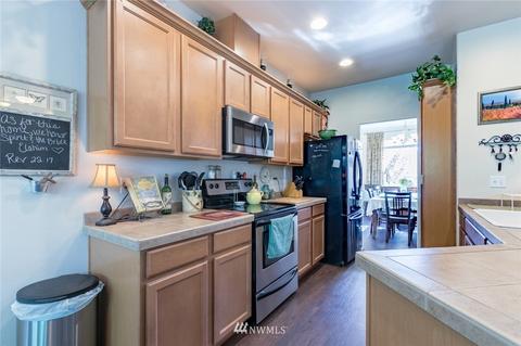 513 Balmer St SW, Orting, WA 98360 photo 9