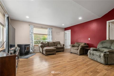 401 Maple St, Hamilton, WA 98255 photo 5