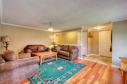 6026 Knoble Rd E, Spanaway, WA 98387 photo 3