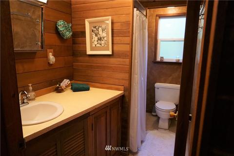 9065 E Pressentin Dr, Concrete, WA 98237 photo 9