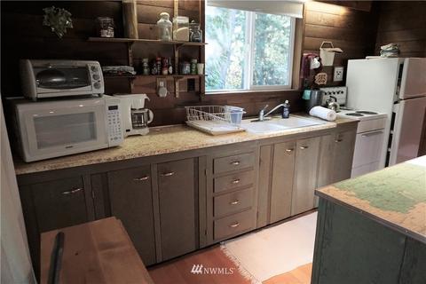 9065 E Pressentin Dr, Concrete, WA 98237 photo 6