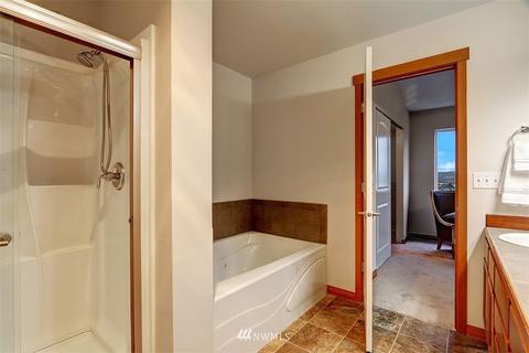 533 Pilchuck Path, Everett, WA 98201 photo 15