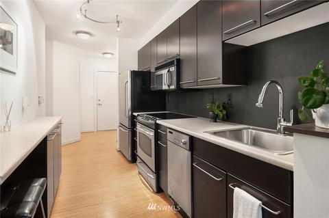 1420 E Pine St #E504, Seattle, WA 98122 photo 3