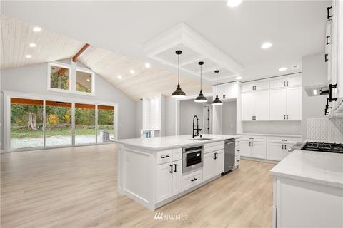 406 Parker Ln, Orting, WA 98360 photo 4