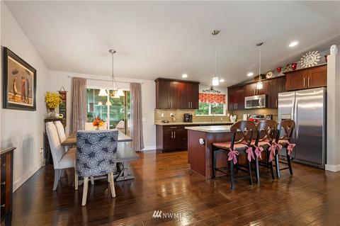 17329 Woodland Dr, Bothell, WA 98012 photo 6