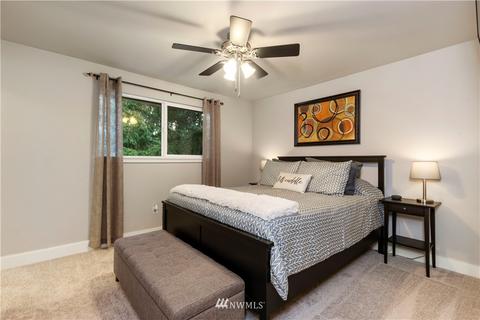 17329 Woodland Dr, Bothell, WA 98012 photo 13