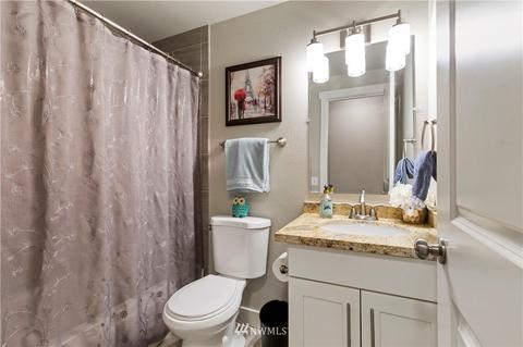 17329 Woodland Dr, Bothell, WA 98012 photo 12