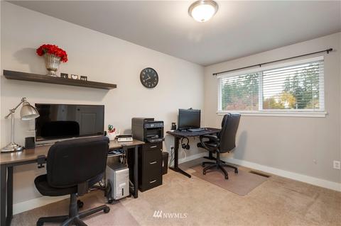 17329 Woodland Dr, Bothell, WA 98012 photo 11