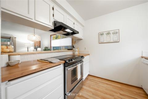 1526 192nd St SE # Q4, Bothell, WA 98012 photo 11