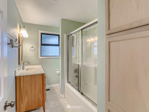 102 233rd Pl SW, Bothell, WA 98021 photo 17