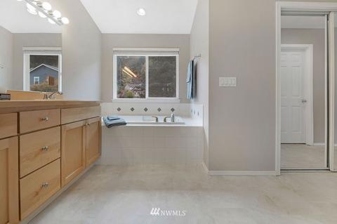 10619 NE 174th Pl, Bothell, WA 98011 photo 23