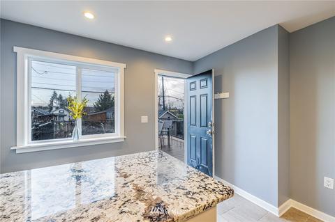 2611 Maple St, Everett, WA 98201 photo 10