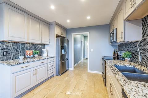 2611 Maple St, Everett, WA 98201 photo 8