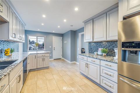 2611 Maple St, Everett, WA 98201 photo 5