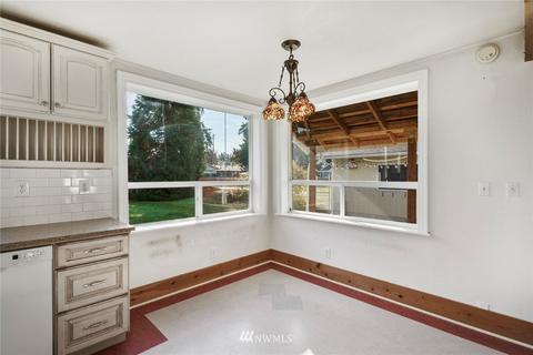 206 Leber St NE, Orting, WA 98360 photo 11