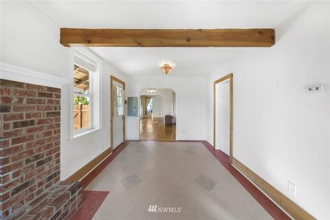 206 Leber St NE, Orting, WA 98360 photo 10
