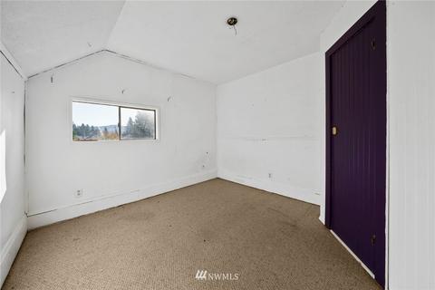 206 Leber St NE, Orting, WA 98360 photo 17