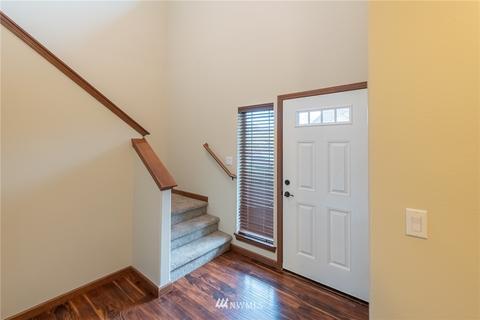 107 Ames St NE, Orting, WA 98360 photo 3