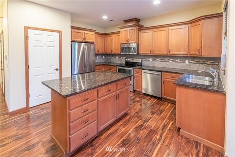 107 Ames St NE, Orting, WA 98360 photo 9