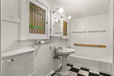 130 34th Ave E, Seattle, WA 98112 photo 30