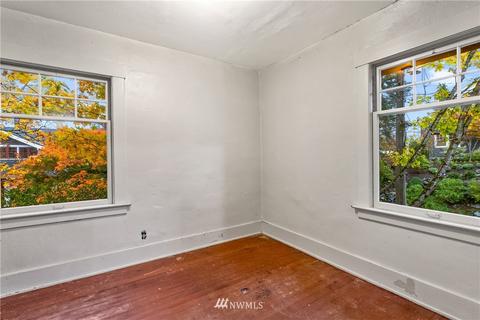 130 34th Ave E, Seattle, WA 98112 photo 28