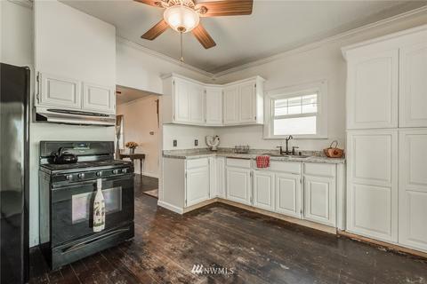 1303 E Marine View Dr, Everett, WA 98201 photo 10