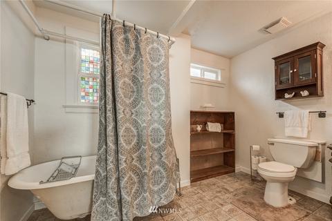 1303 E Marine View Dr, Everett, WA 98201 photo 17