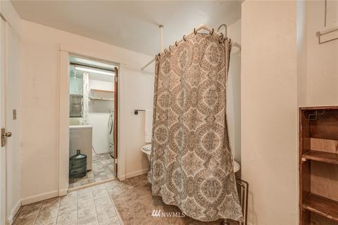 1303 E Marine View Dr, Everett, WA 98201 photo 16