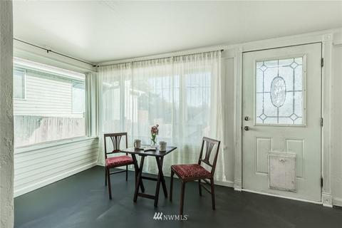 1303 E Marine View Dr, Everett, WA 98201 photo 14