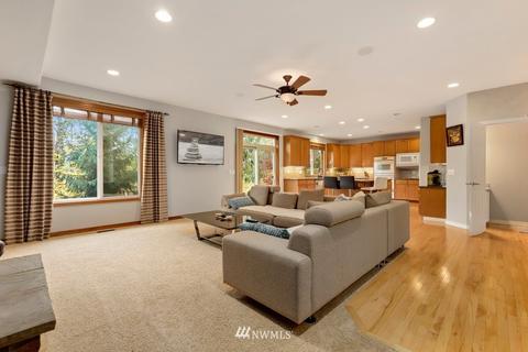 18716 12th Dr SE, Bothell, WA 98012 photo 3