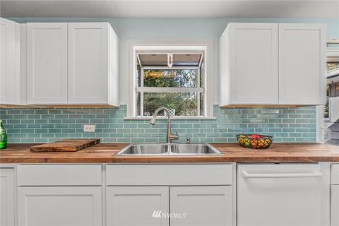105 232nd Pl SW, Bothell, WA 98021 photo 13