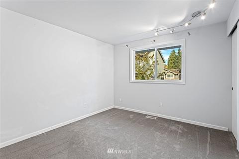915 215th St SE, Bothell, WA 98021 photo 25