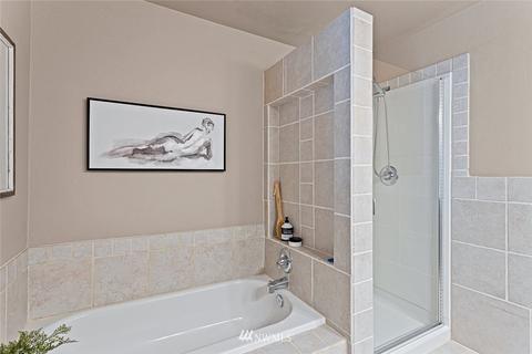 915 215th St SE, Bothell, WA 98021 photo 23