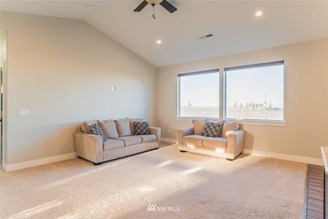 1665 E Madera St, Othello, WA 99344 photo 8