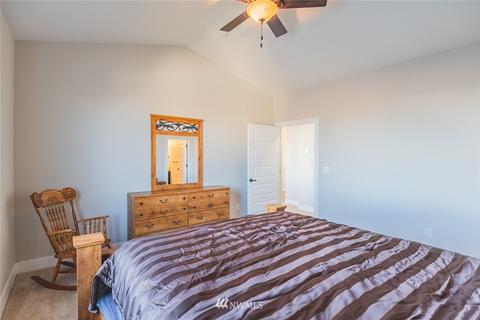 1665 E Madera St, Othello, WA 99344 photo 28