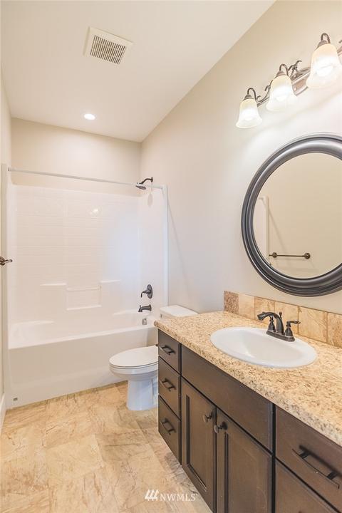 1665 E Madera St, Othello, WA 99344 photo 25